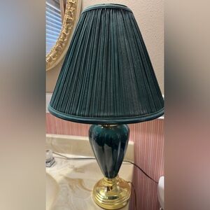 Classic Emerald Green Table Lamp with Gold Accents